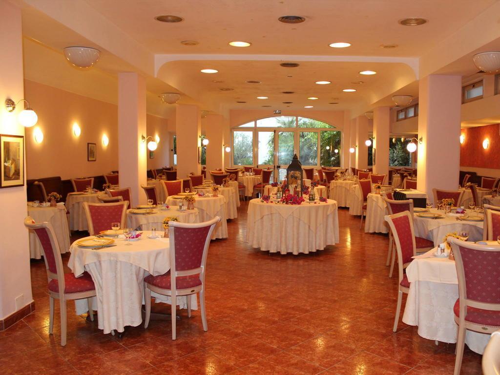 Hotel L'Approdo Casamicciola Terme Exteriör bild