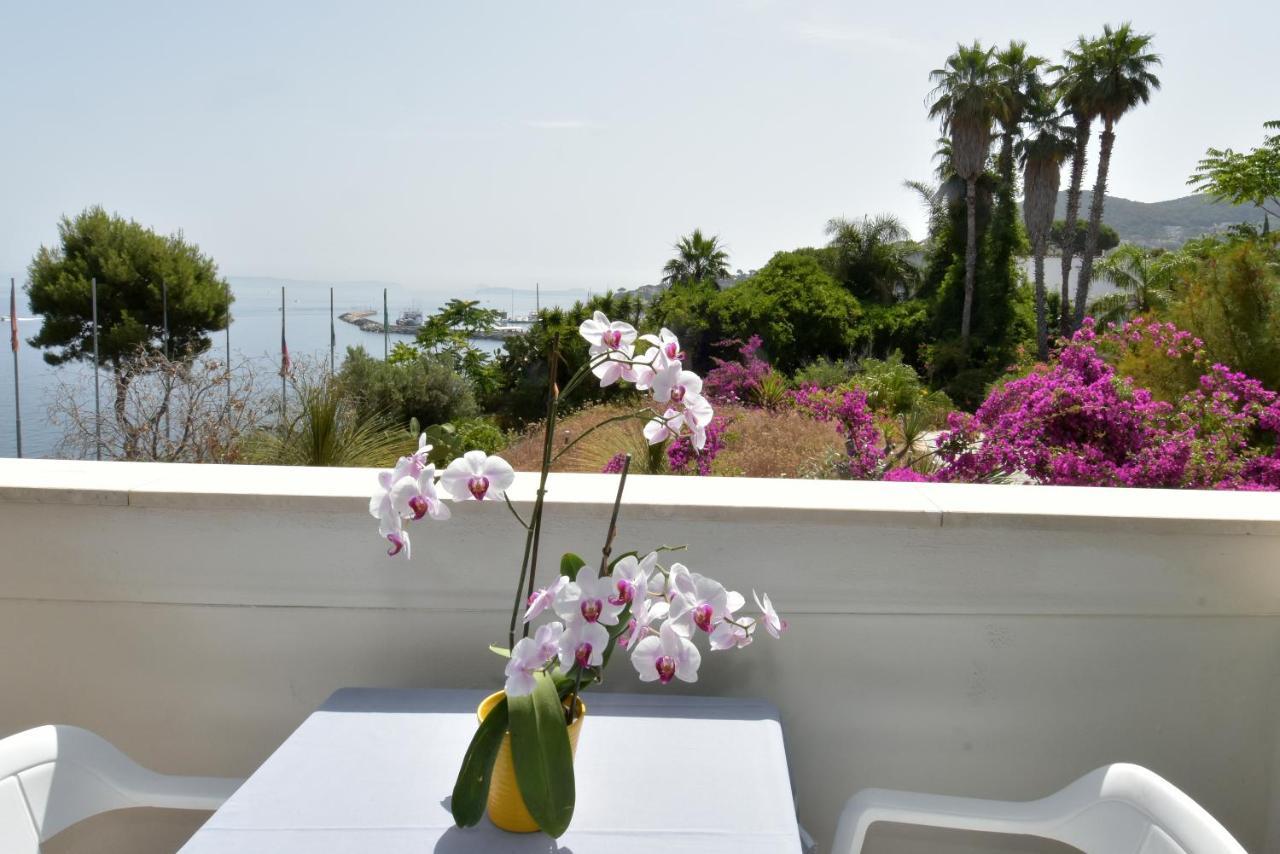 Hotel L'Approdo Casamicciola Terme Exteriör bild