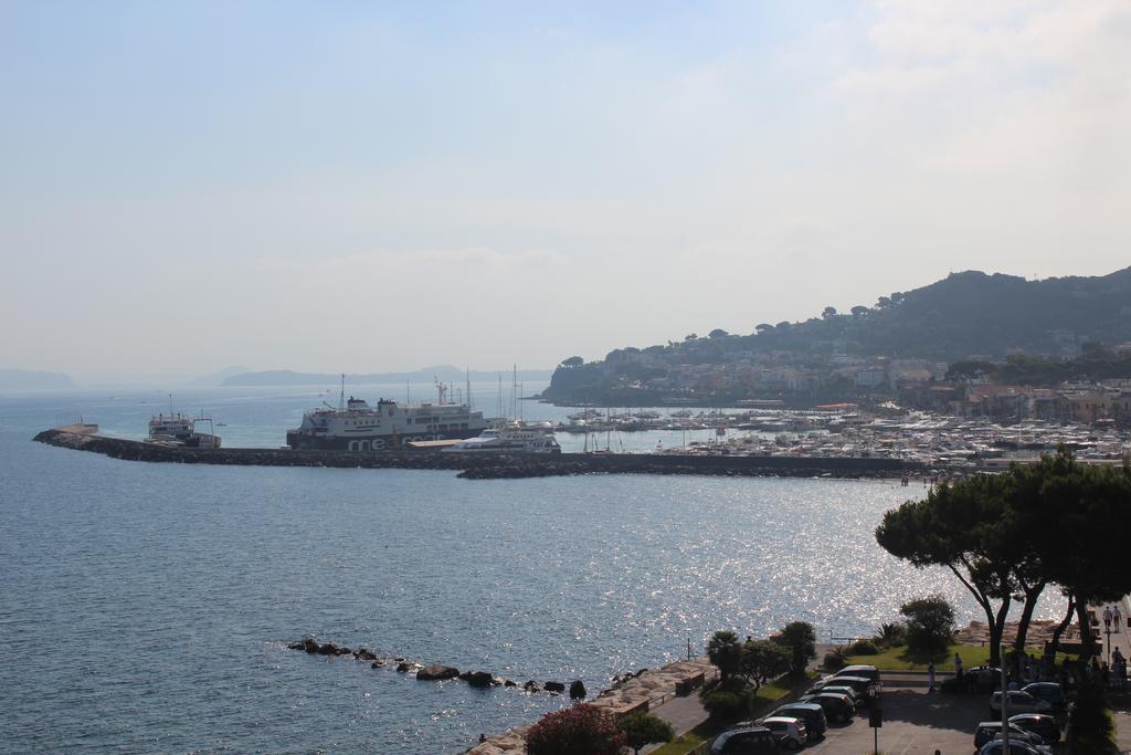 Hotel L'Approdo Casamicciola Terme Exteriör bild