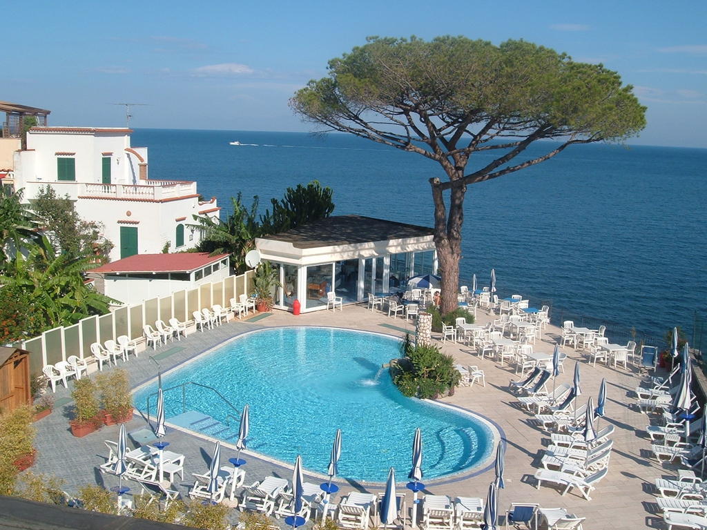 Hotel L'Approdo Casamicciola Terme Exteriör bild