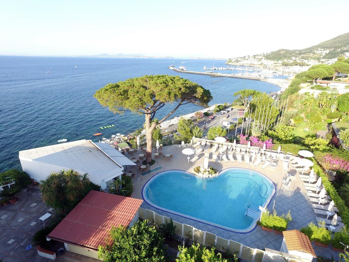 Hotel L'Approdo Casamicciola Terme Exteriör bild